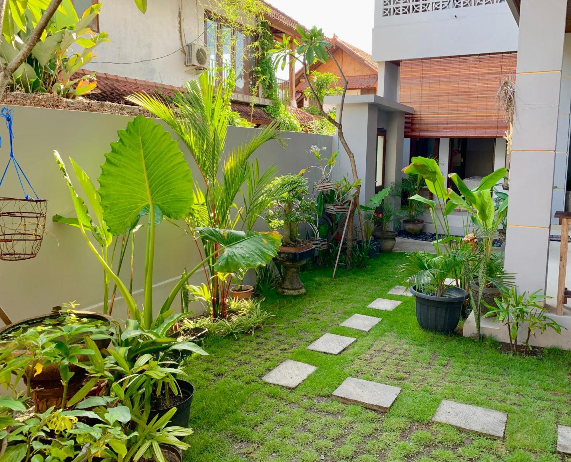 The Lima Home Stay In Canggu Luaran gambar