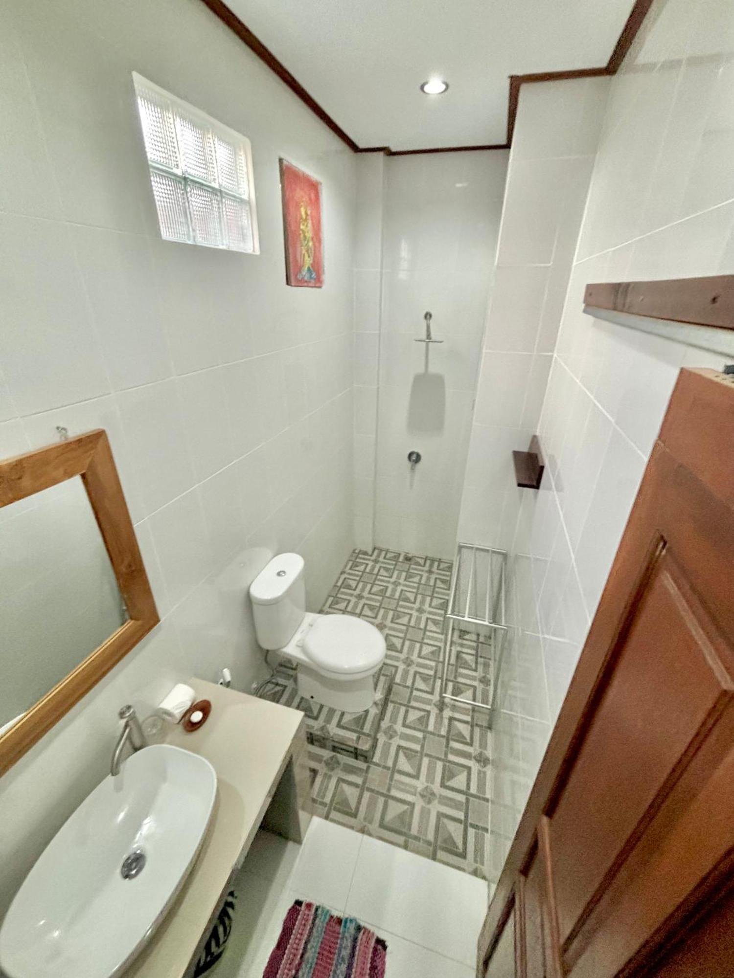 The Lima Home Stay In Canggu Luaran gambar